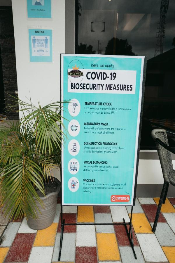 Kingswick Residences & Lodge Dumaguete City Esterno foto