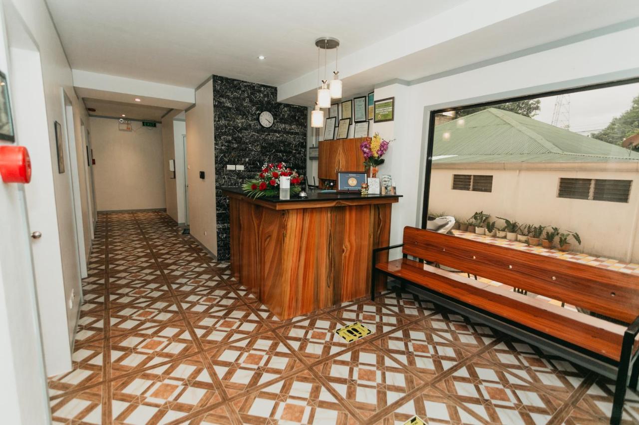 Kingswick Residences & Lodge Dumaguete City Esterno foto