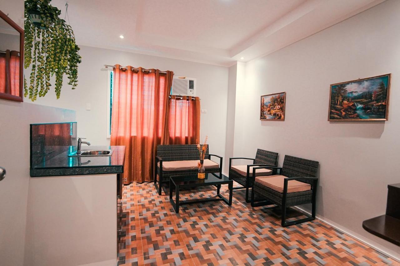 Kingswick Residences & Lodge Dumaguete City Esterno foto