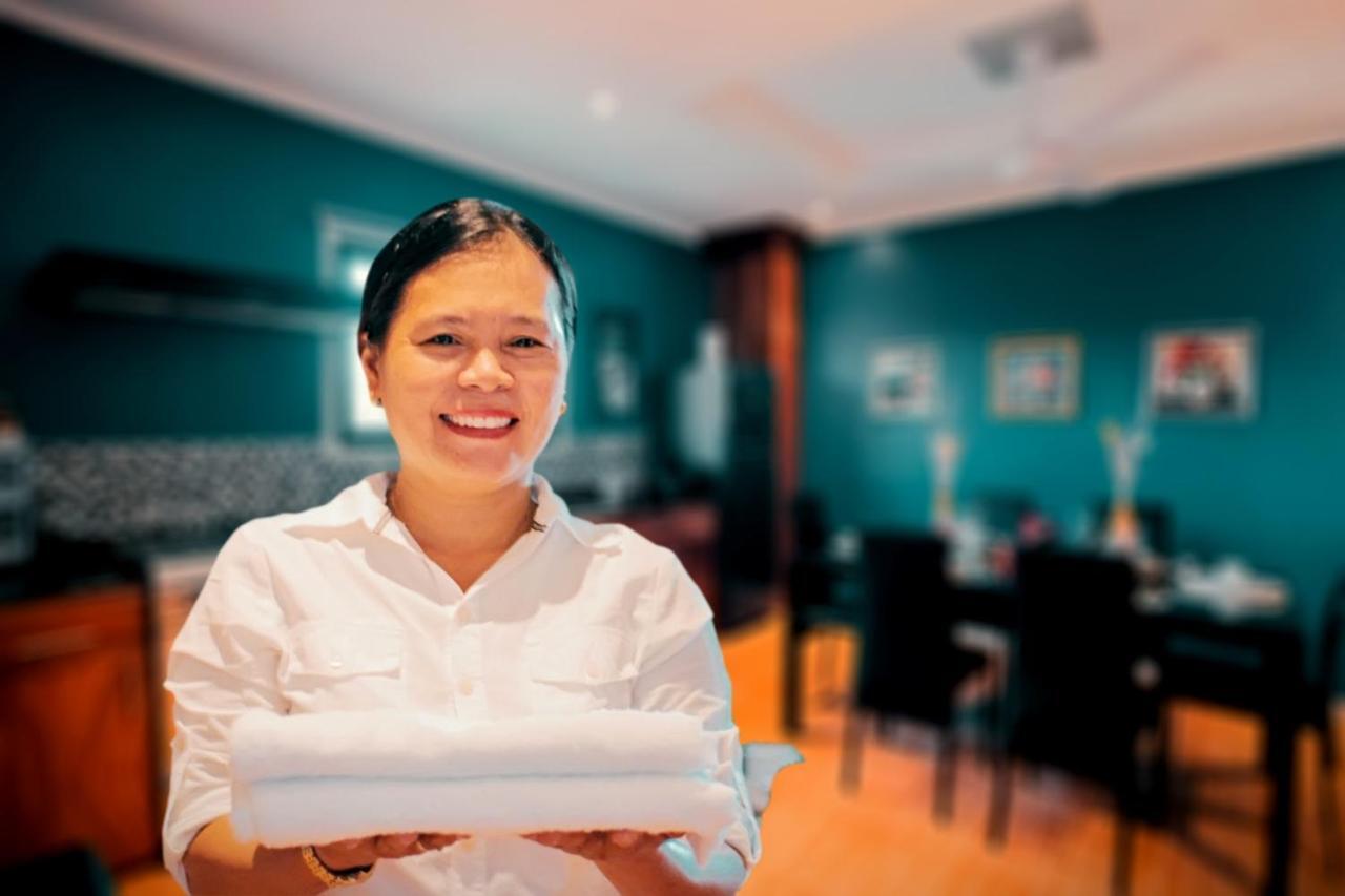 Kingswick Residences & Lodge Dumaguete City Esterno foto