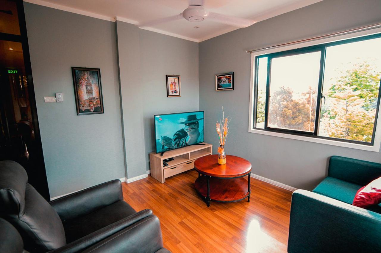 Kingswick Residences & Lodge Dumaguete City Esterno foto