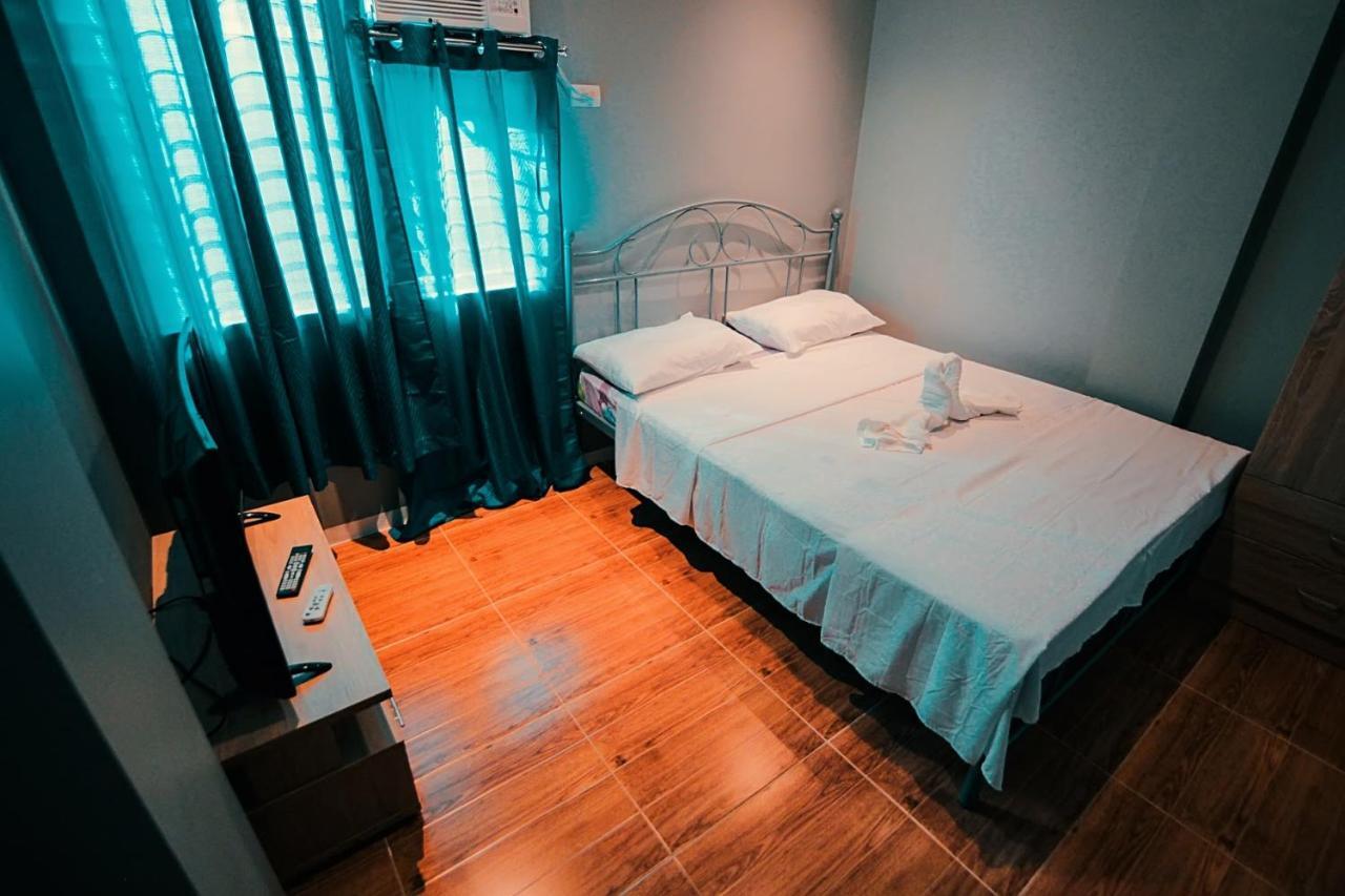 Kingswick Residences & Lodge Dumaguete City Esterno foto